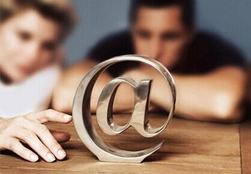 熊猫烟花更名熊猫金控打入众筹小贷市场_理财